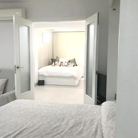 One Bedroom Appartement With Wifi At Valencia Apartment *