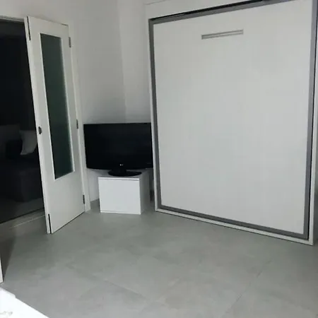 One Bedroom Appartement With Wifi At Valencia Valencia