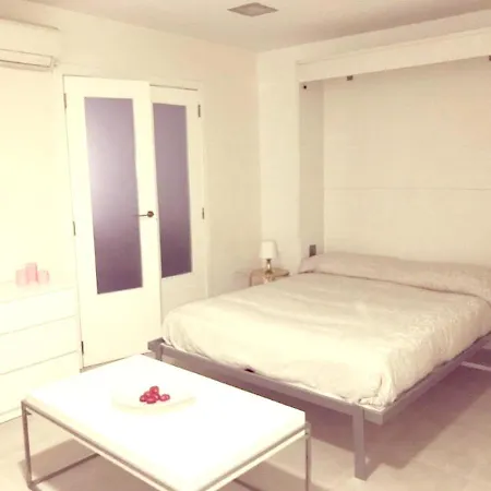 Apartment One Bedroom Appartement With Wifi At Valencia *